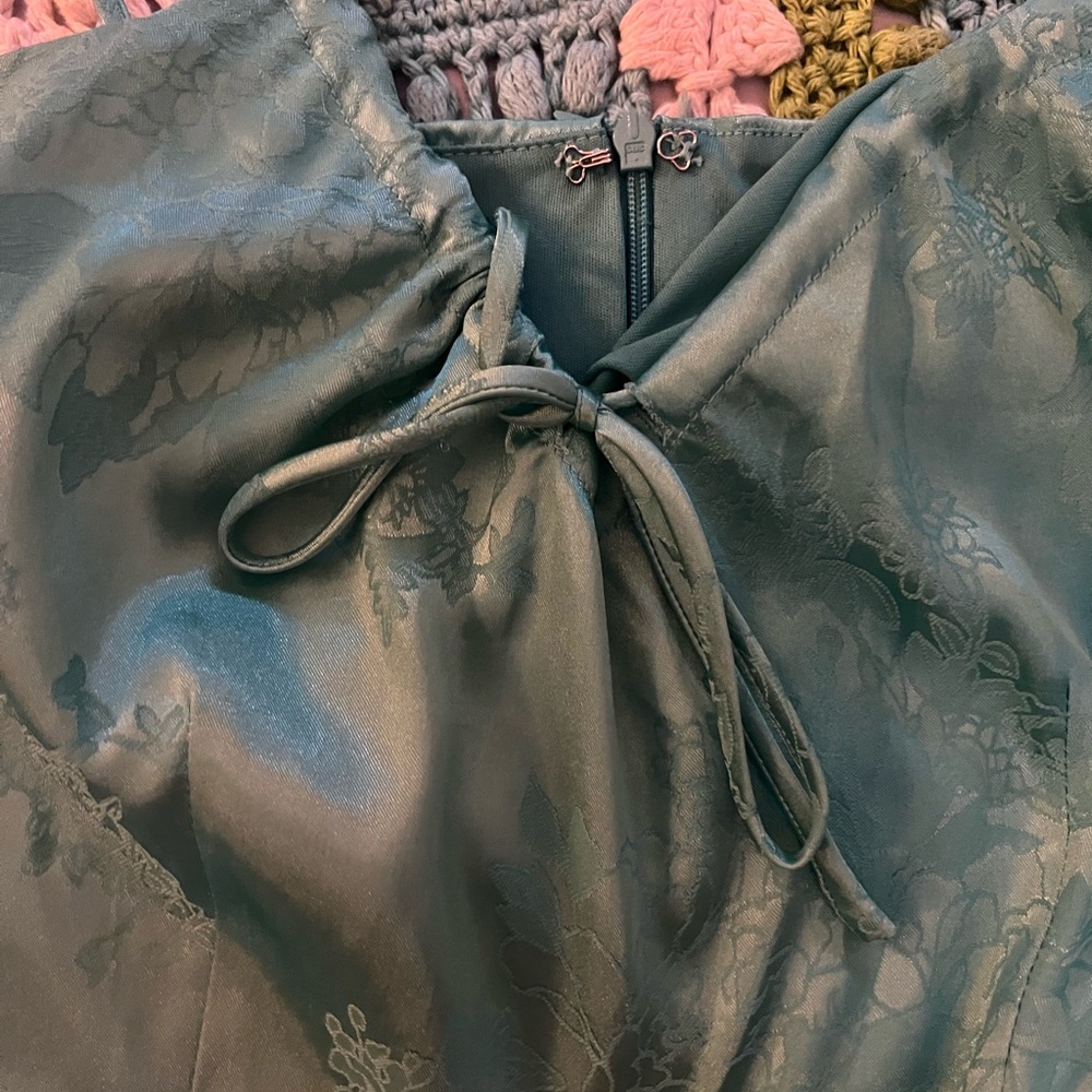 Superdown Teal Satin Floral Dress - Picture 4 of 5